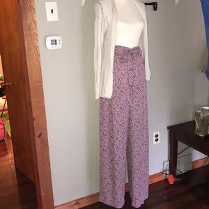 NWOT floral wide leg  pants Size M
